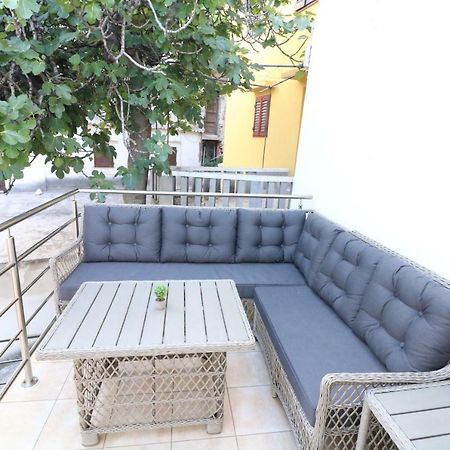 Apartment Porto With Terrace Baška Екстериор снимка